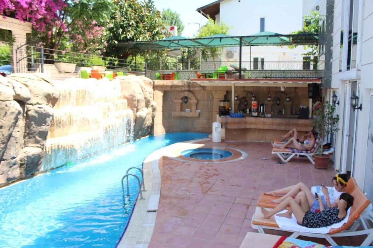 London House Hotel Kemer Exteriér fotografie