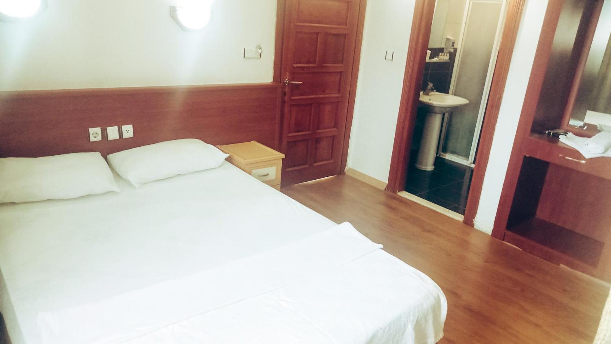 London House Hotel Kemer Pokoj fotografie